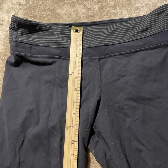 Lululemon Pants Women's Sz M Black Athletic Yoga Capri Stretch Cropped Pocket - Picture 6 of 9